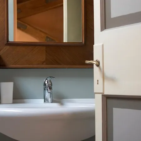 Palazzo Romani Adami Affittacamere 4*