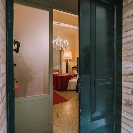 Palazzo Romani Adami 4* Fermo