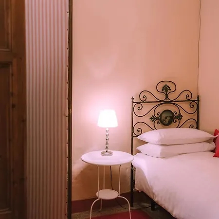 Palazzo Romani Adami Gæstehus