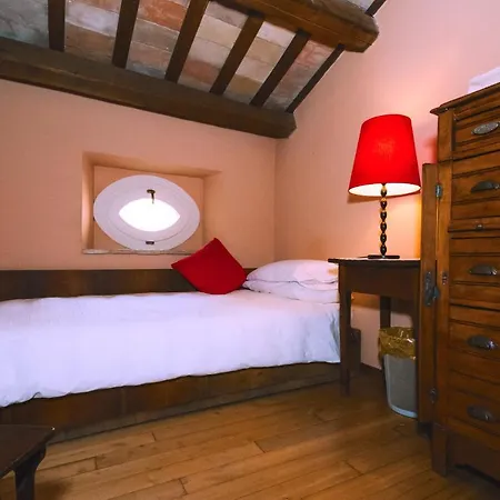 Palazzo Romani Adami Affittacamere Fermo