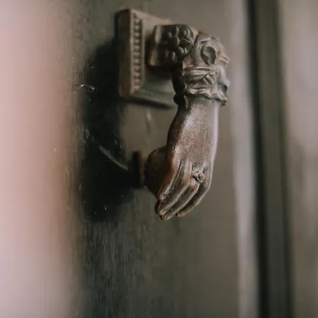 Palazzo Romani Adami Affittacamere 4*