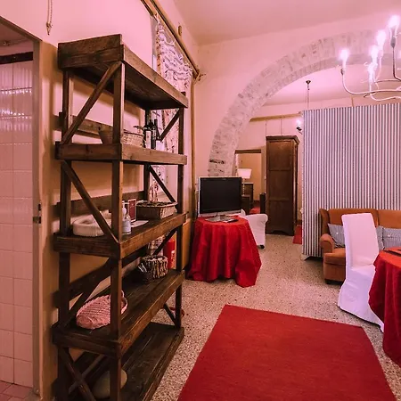 Palazzo Romani Adami Affittacamere Fermo