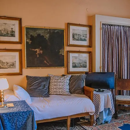 Guest house Palazzo Romani Adami Fermo