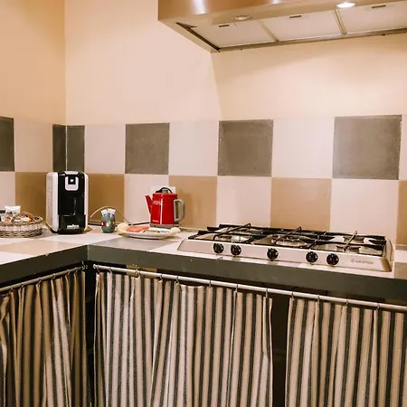 Palazzo Romani Adami 4*