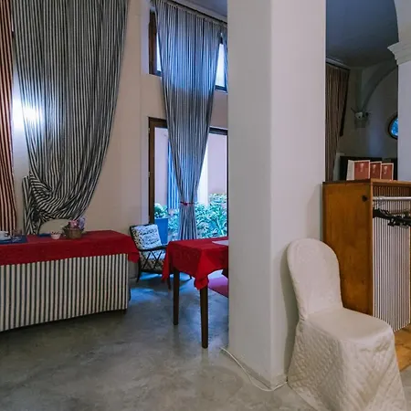 Palazzo Romani Adami Fermo
