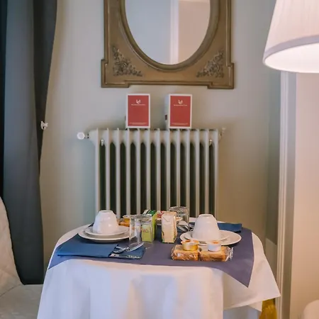 Guest house Palazzo Romani Adami Fermo